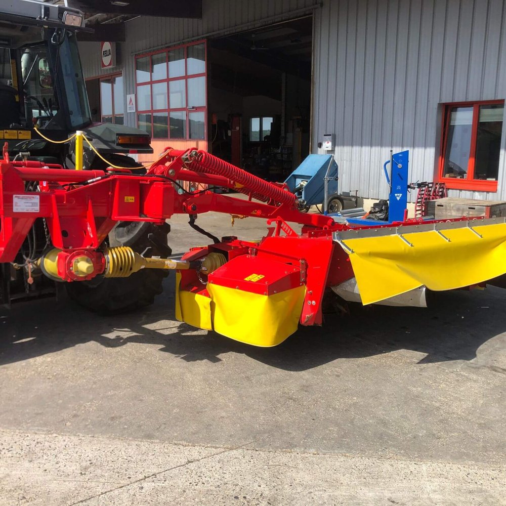 Faucheuse Pöttinger  Eurocat 275 H (1)
