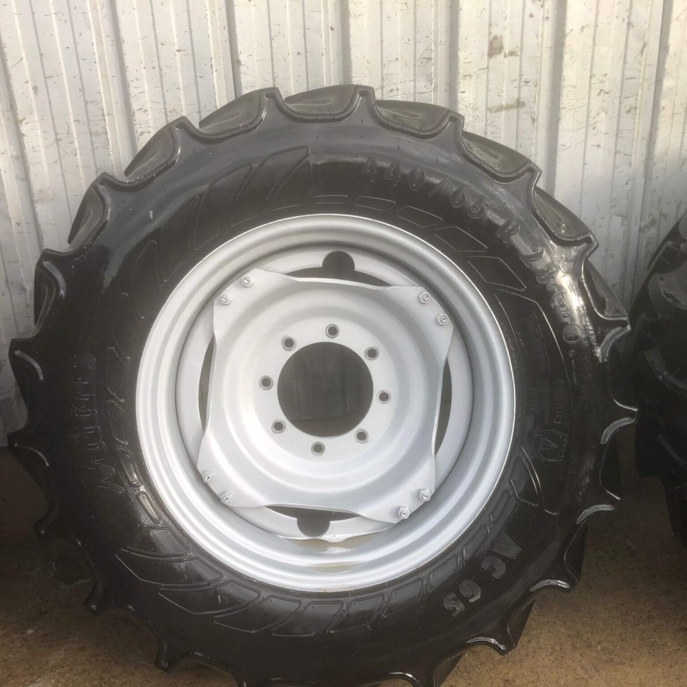 Roues de tracteur (1)